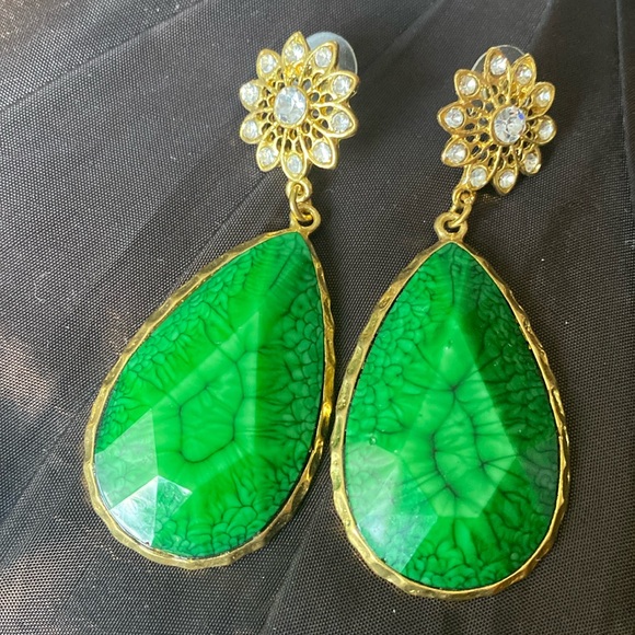 Accessories - Earrings